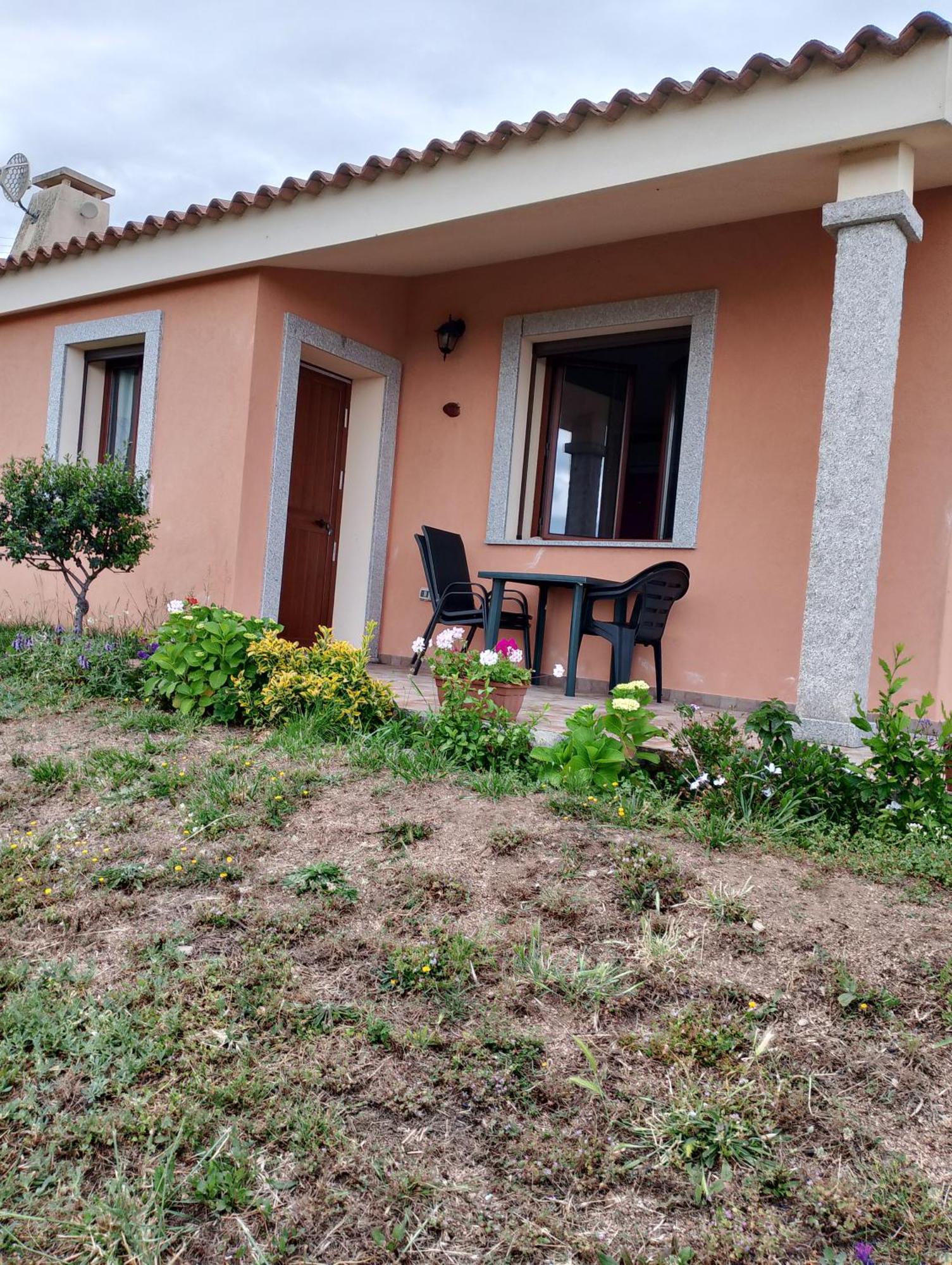 Agriturismo Gli Olivastri, Appartamento La Rosa Dei Venti Con Piscina E Solarium , Vista Mare ,Climatizzatore ,Wifi Aglientu Buitenkant foto